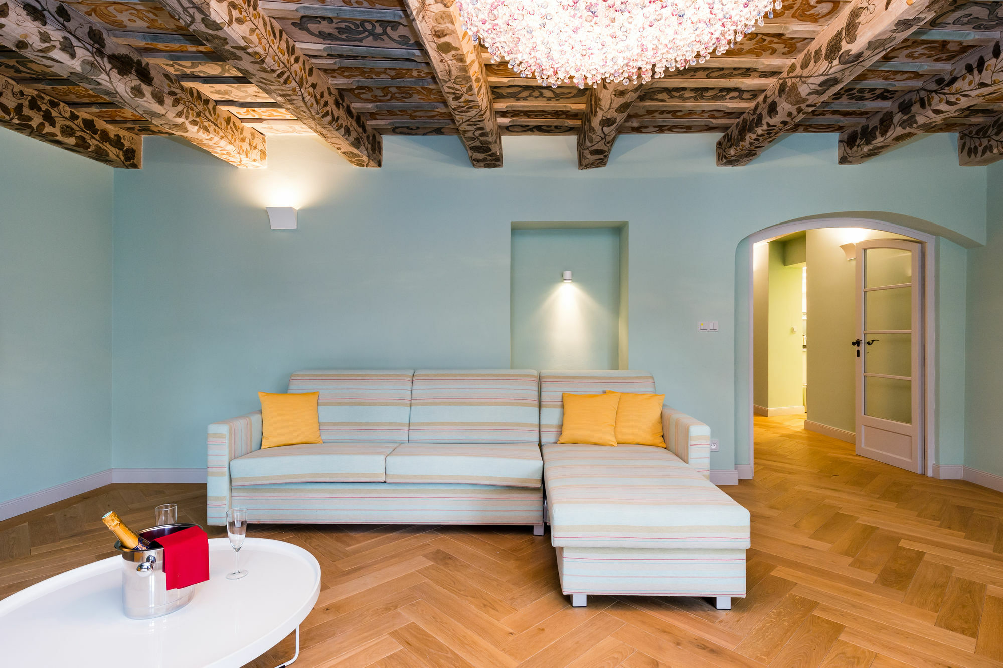 Old Royal Post Boutique & Premium Praha